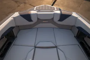 2027-mastercraft-x23-143844-image13.webp