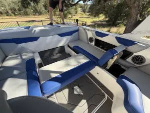 2019-axis-a22-143858-image2.webp