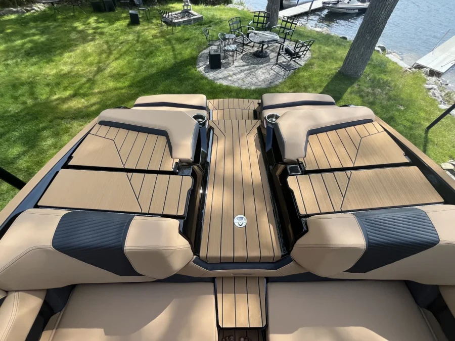 2026-mastercraft-x22-143883-image8.webp
