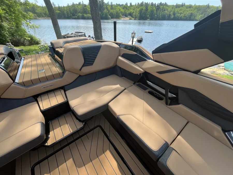 2026-mastercraft-x22-143883-image9.webp