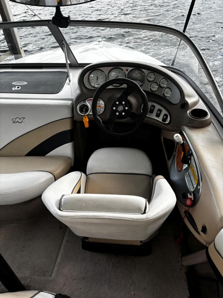 2005-nautique-ski-nautique-196-143893-image1.webp