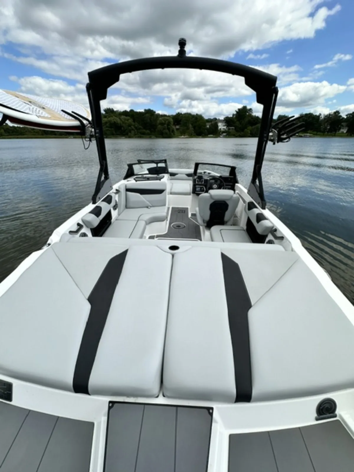 2023 Axis Boats A20