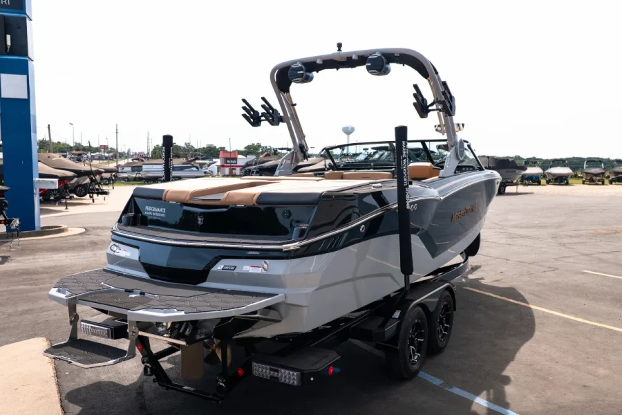 2027-mastercraft-nxt24-143914-image3.webp