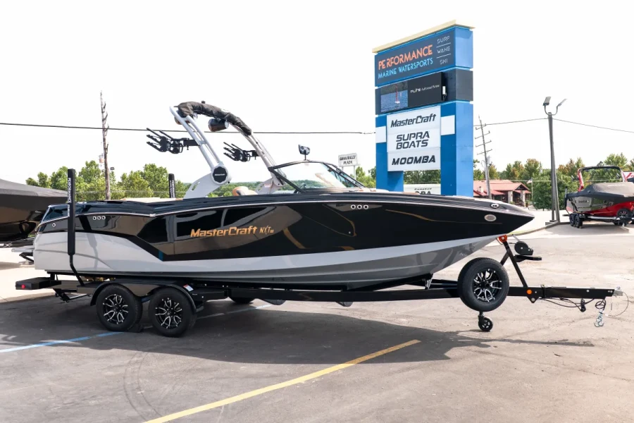 2027-mastercraft-nxt24-143914-image4.webp