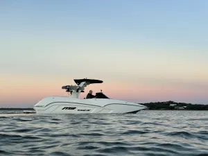 2021-mb-sports-f24-tomcat-alpha-143937-image3.webp