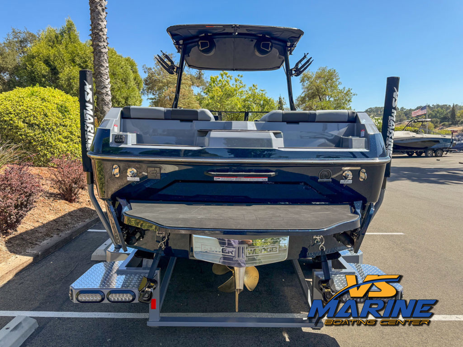 2027 Axis Wake Research A245