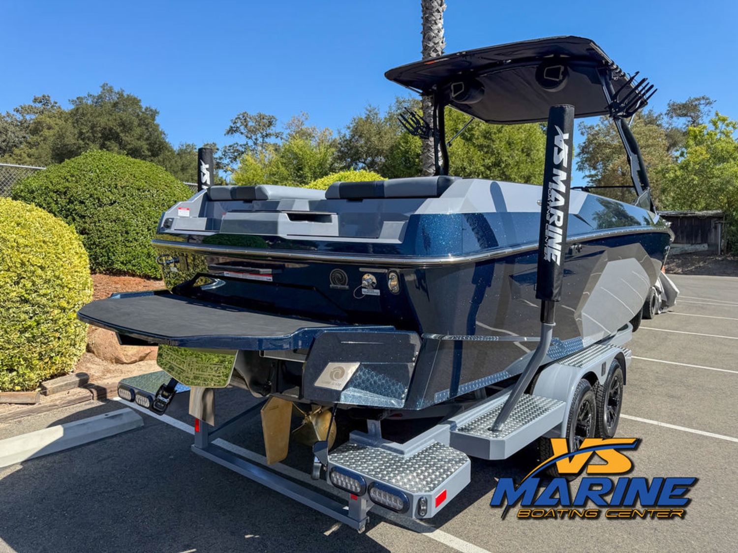 2027 Axis Wake Research A245