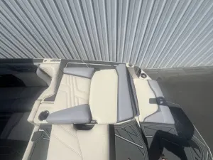 2027 Tige Ultré 25ZX Icon