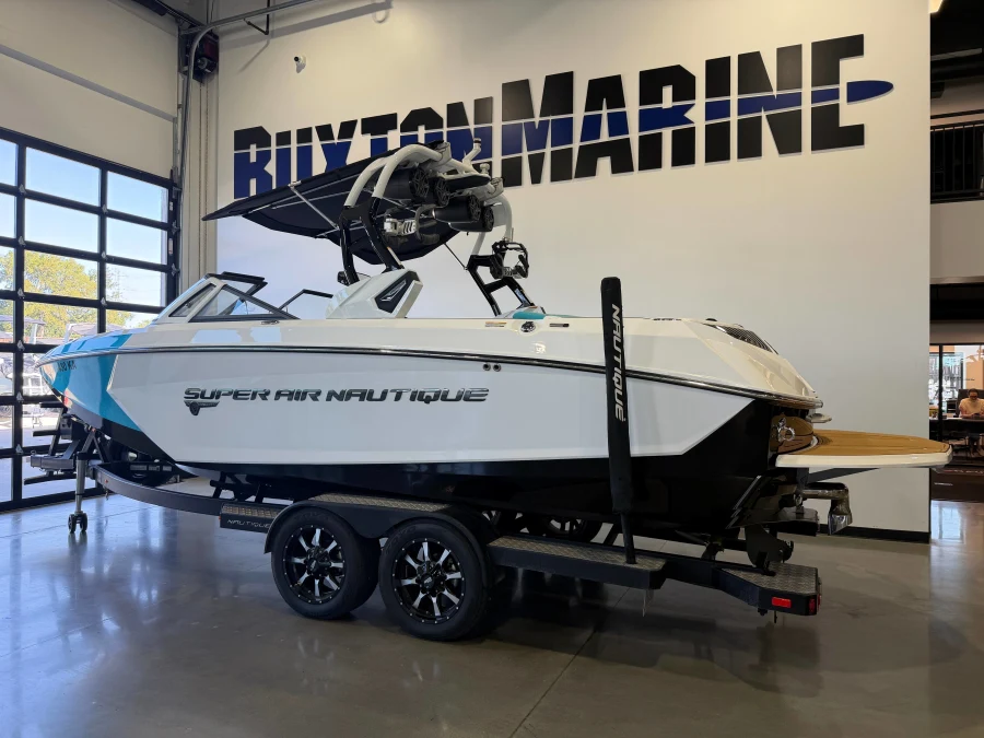 2017-nautique-g23-143944-image3
