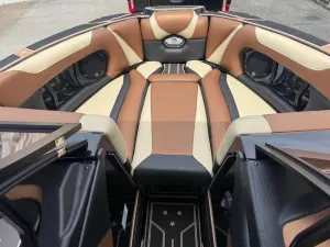 2026 Centurion RI 265 Icon