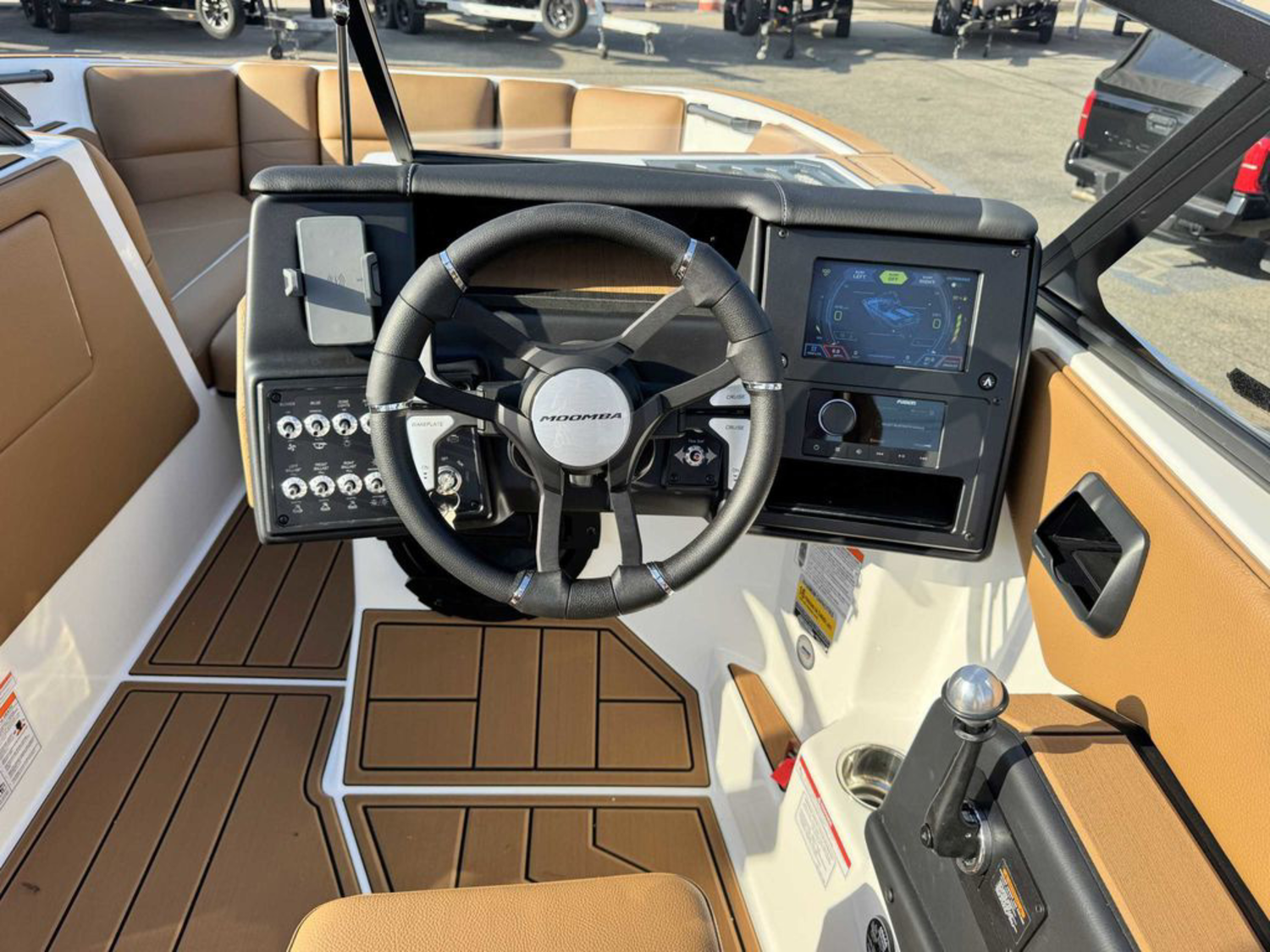 2027 MOOMBA Max
