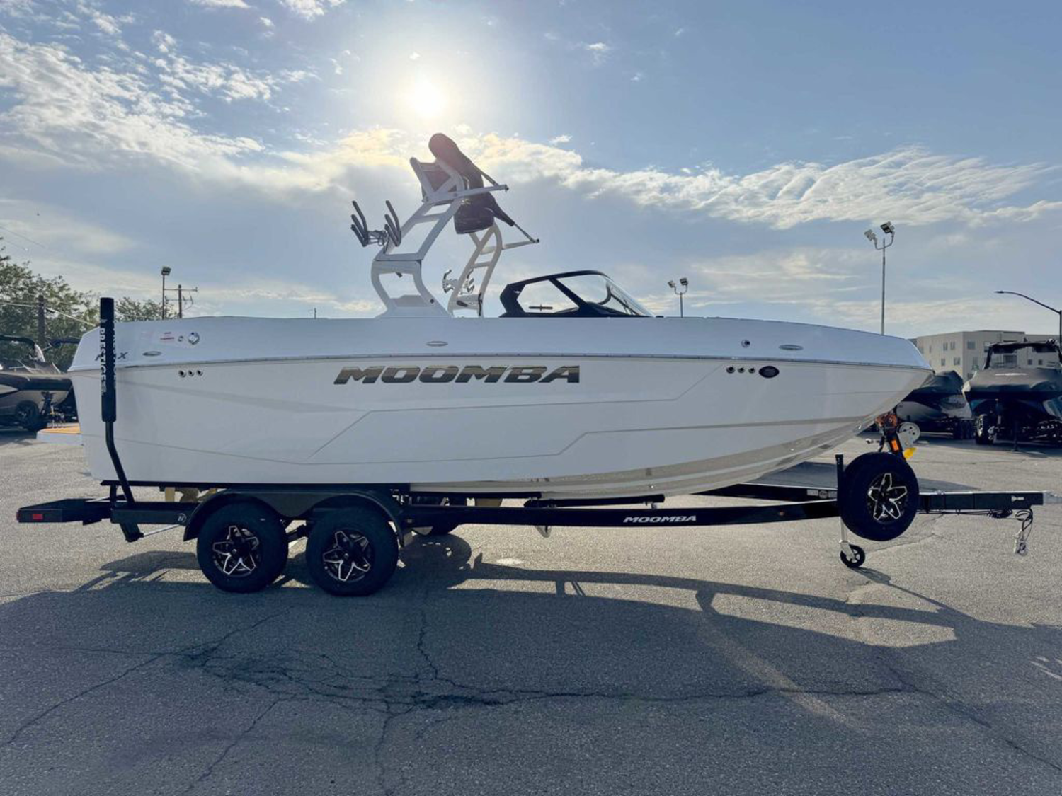 2027 MOOMBA Max