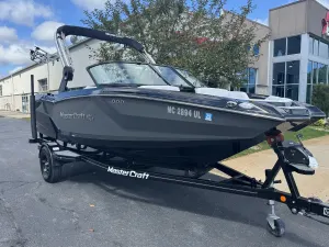 2020 MasterCraft NXT20 Icon