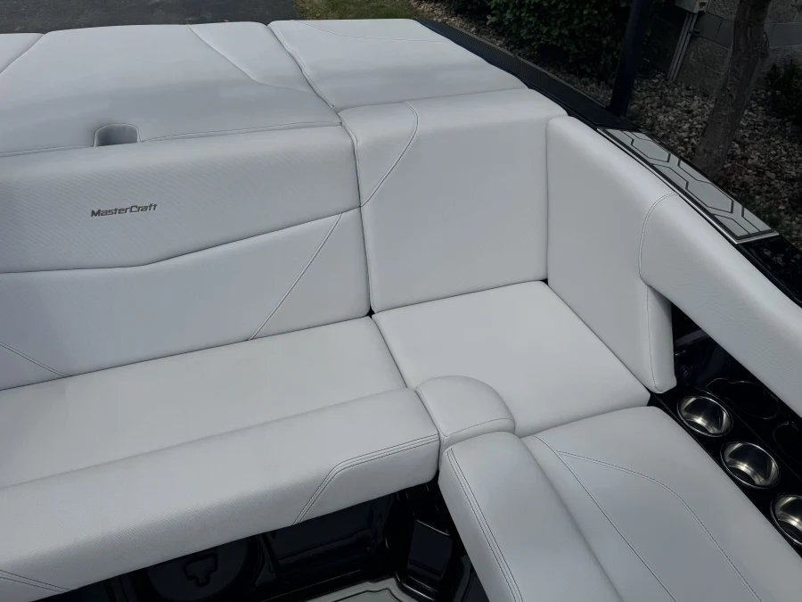 2020-mastercraft-nxt20-143950-image9