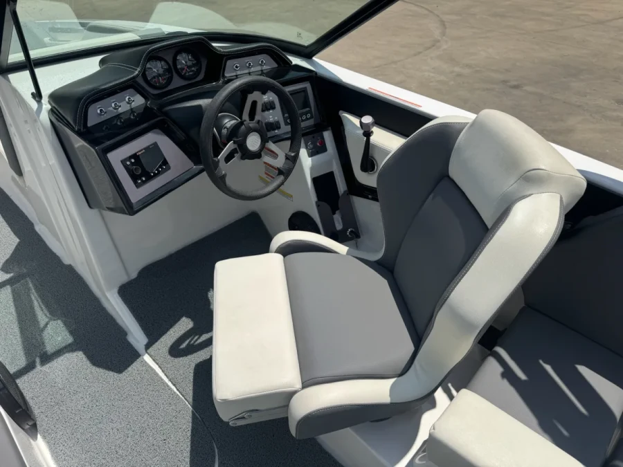 2022-mastercraft-nxt22-143970-image16.webp