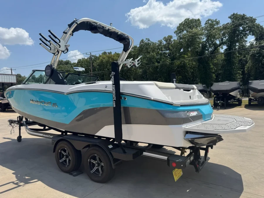 2022-mastercraft-nxt22-143970-image2.webp