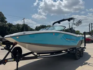 2022-mastercraft-nxt22-143970-image3.webp