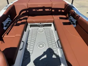 2022-mastercraft-nxt24-143972-image7.webp
