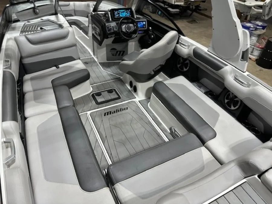 2018-malibu-m235-143974-image12.webp