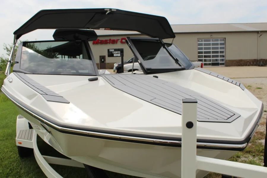 2026-nautique-ski-nautique-143980-image4.webp