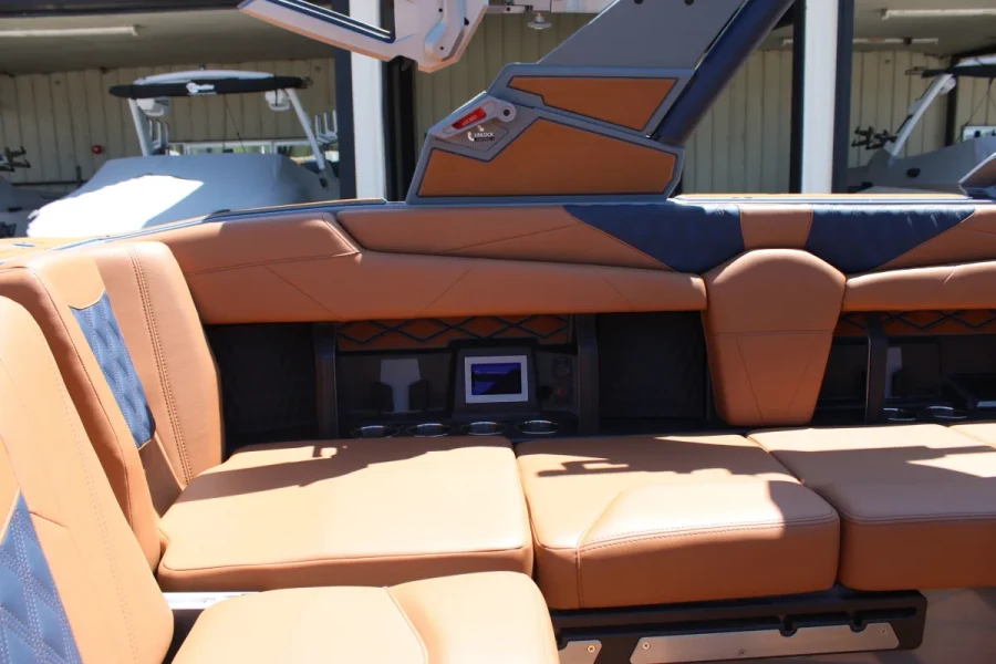 2026-malibu-m230-143982-image11.webp