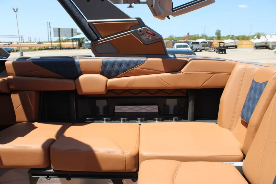 2026-malibu-m230-143982-image12.webp