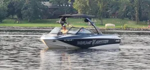 2008-malibu-wakesetter-247-lsv-143983-image0.webp