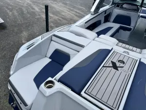 2023-mastercraft-x-star-143988-image6.webp