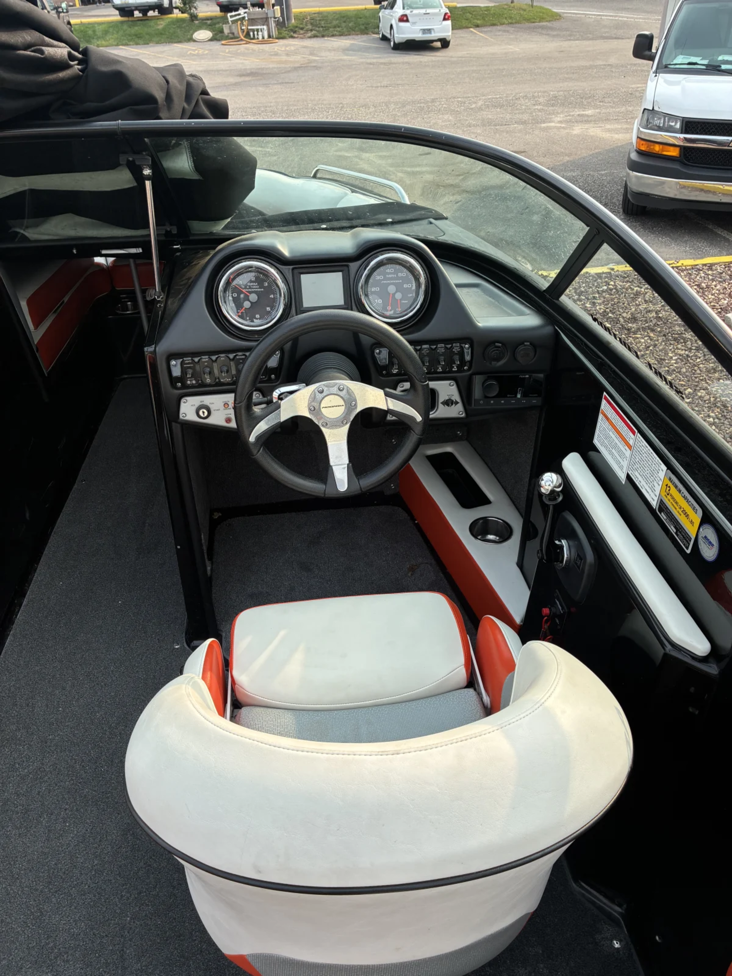 2016 Moomba Boats Mondo