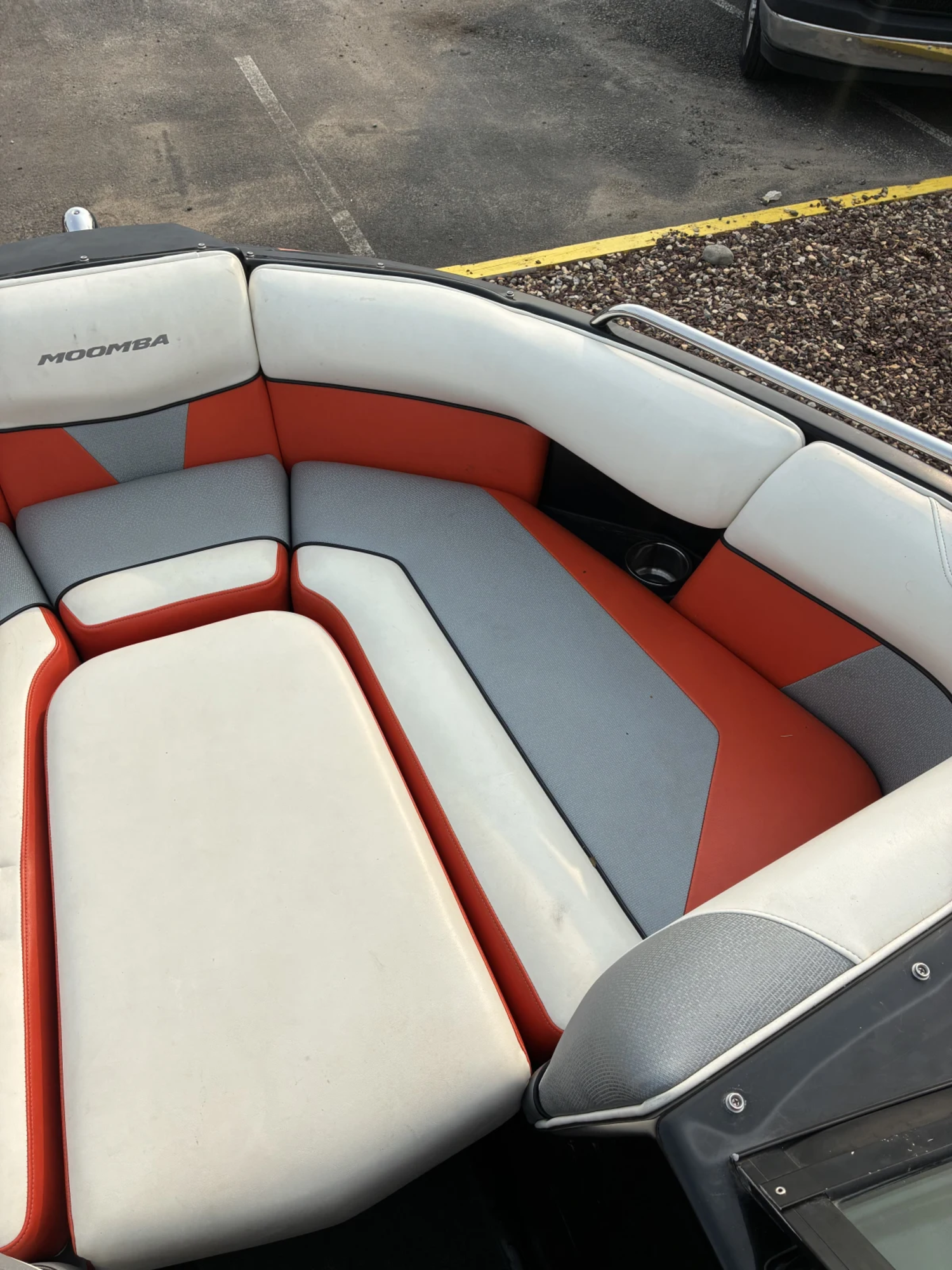 2016 Moomba Boats Mondo