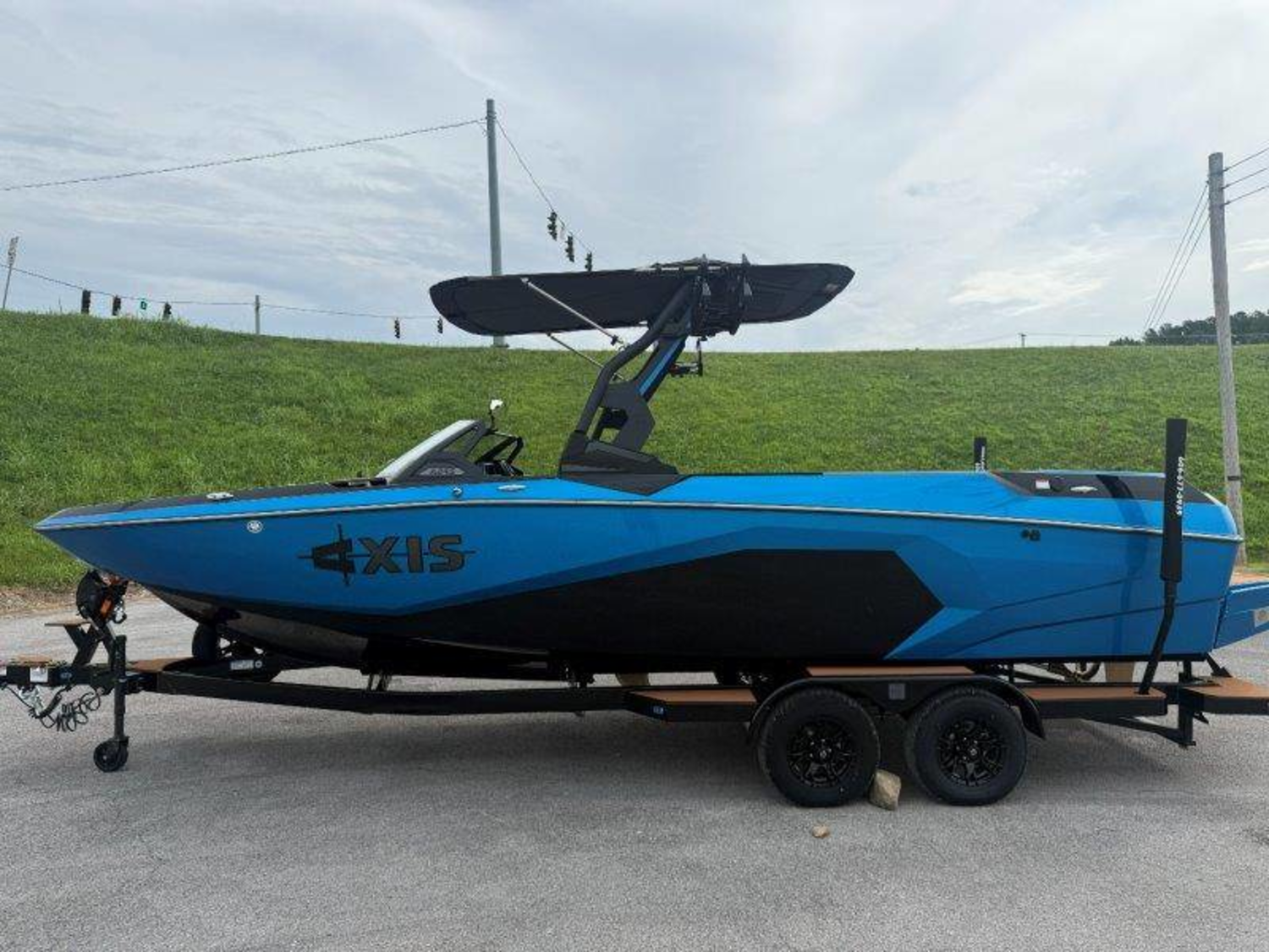 2027 Axis A245