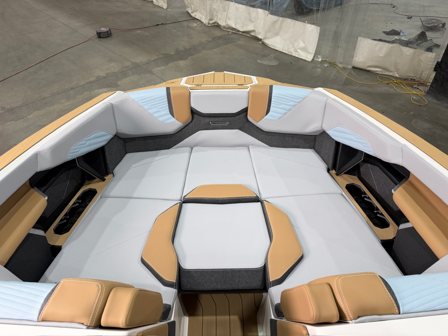 2027 MASTERCRAFT X23