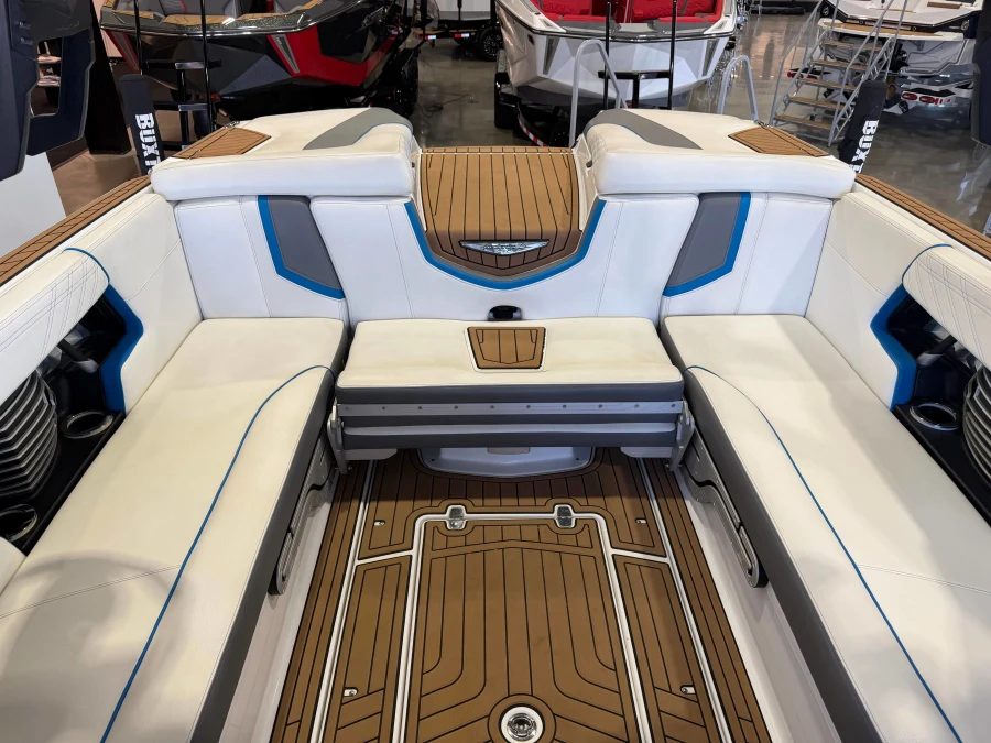 2019-nautique-g25-144015-image10