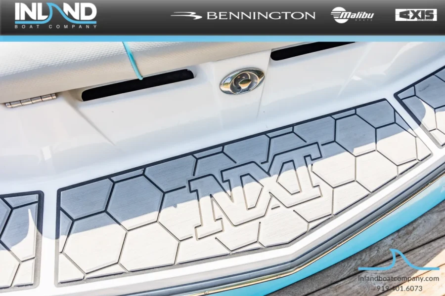 2019-mastercraft-nxt22-144034-image11.webp