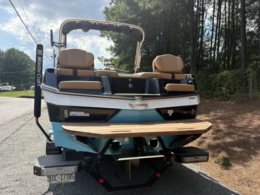 2023-mastercraft-xt24-144036-image13.webp