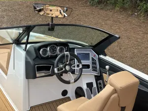 2023-mastercraft-xt24-144036-image15.webp