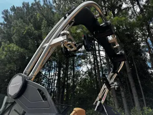 2023-mastercraft-xt24-144036-image4.webp