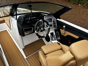 2023-mastercraft-xt24-144036-image5.webp