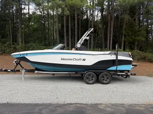 2023-mastercraft-xt24-144036-image9.webp