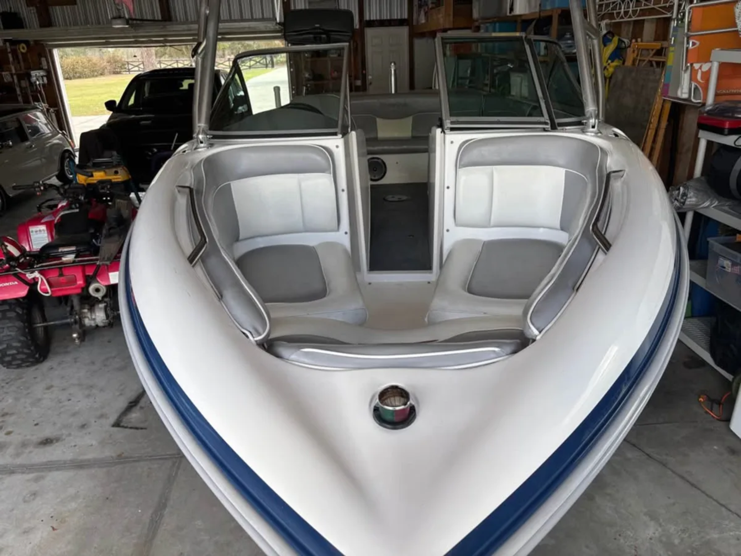 2000 Mastercraft Prostar 205V