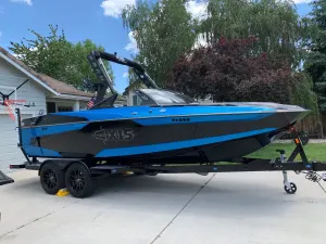 2019-axis-a22-144043-image2.webp