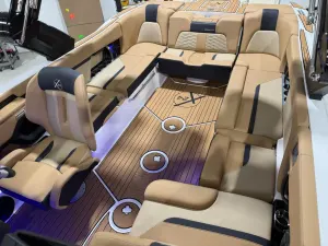 2025-mastercraft-x24-144044-image18.webp
