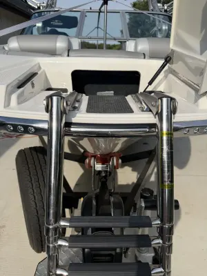 2013-mastercraft-x25-144047-image5.webp