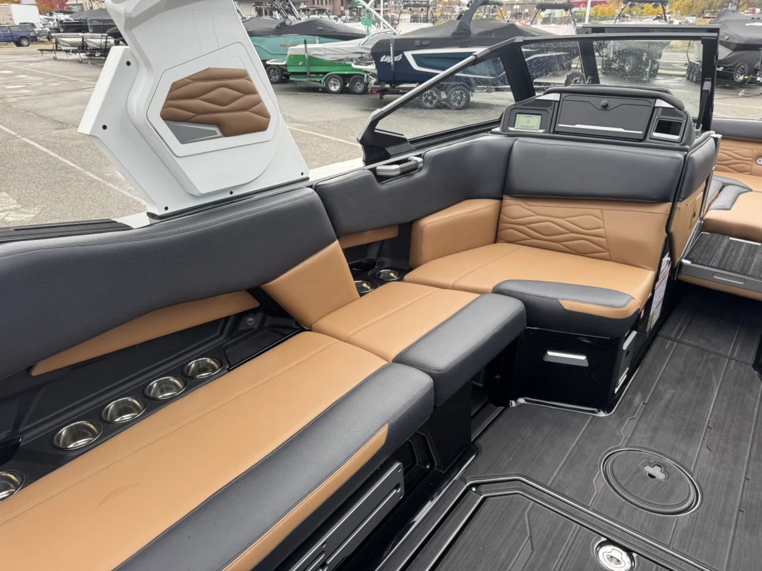 2026 Supra Boats SE550