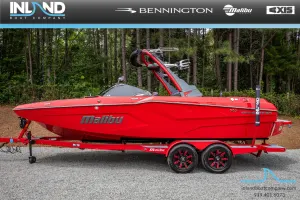 2025-malibu--wakesetter-23-mxz-144058-image0.webp