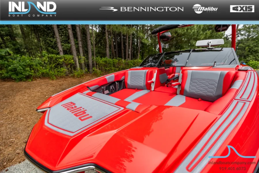 2025-malibu--wakesetter-23-mxz-144058-image4.webp