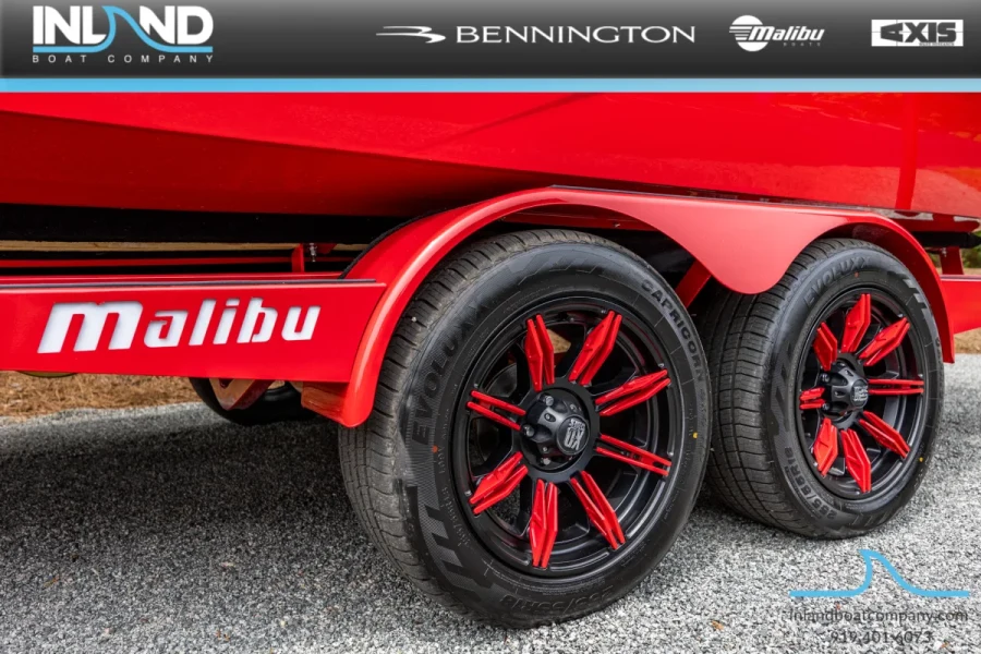 2025-malibu--wakesetter-23-mxz-144058-image9.webp