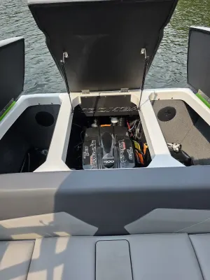 2020-moomba-helix-144081-image1.webp