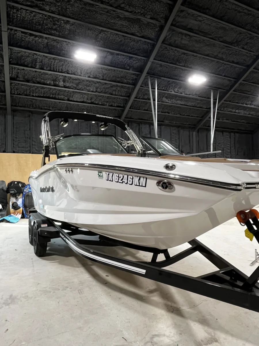 2021-mastercraft-nxt22-144084-image4.webp