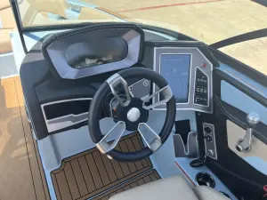 2022-mastercraft-xt24-142683-image12.webp